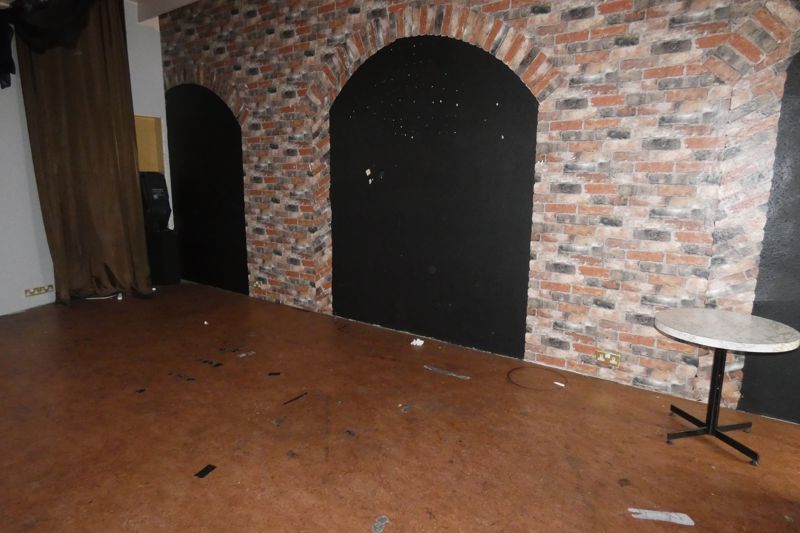 Photo 16- click for photo gallery